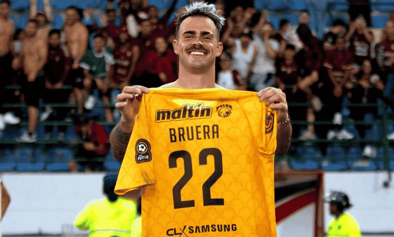 ¿Quién es Lucas Bruera, el mejor portero de la Liga FUTVE?