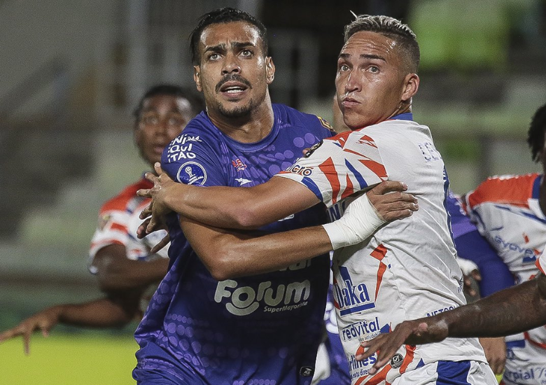 Metropolitanos y Academia Puerto Cabello