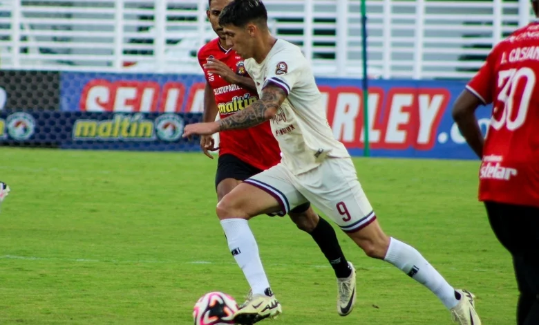 Carabob FC y Caracas FC igualaron y clasificaron a la fase final
