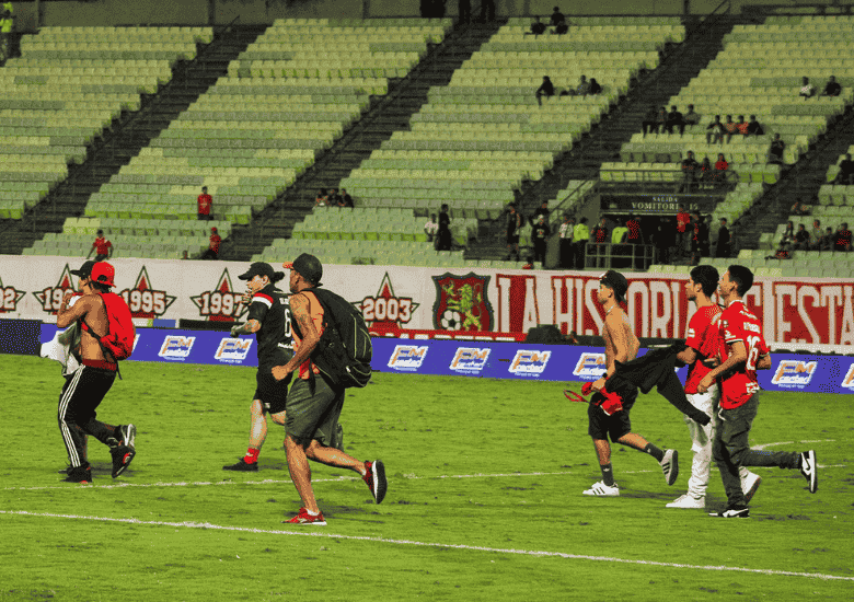 Caracas FC se pronunció ante los hechos ocurridos en el Clásico venezolano