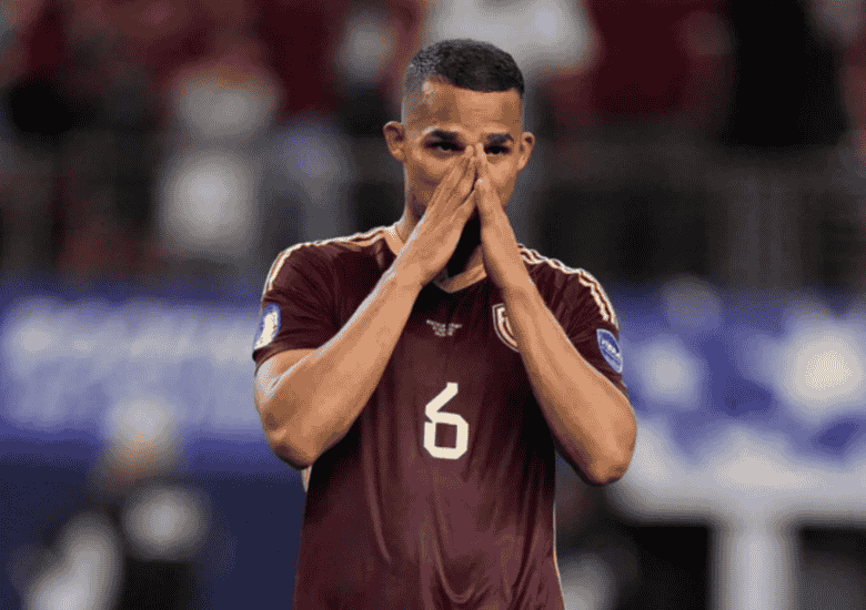 Yangel Herrera salió por lesión en el partido de Venezuela ante Brasil