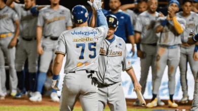 Alberth Martínez superó a Mario Lisson en el club histórico de jonroneros del Magallanes