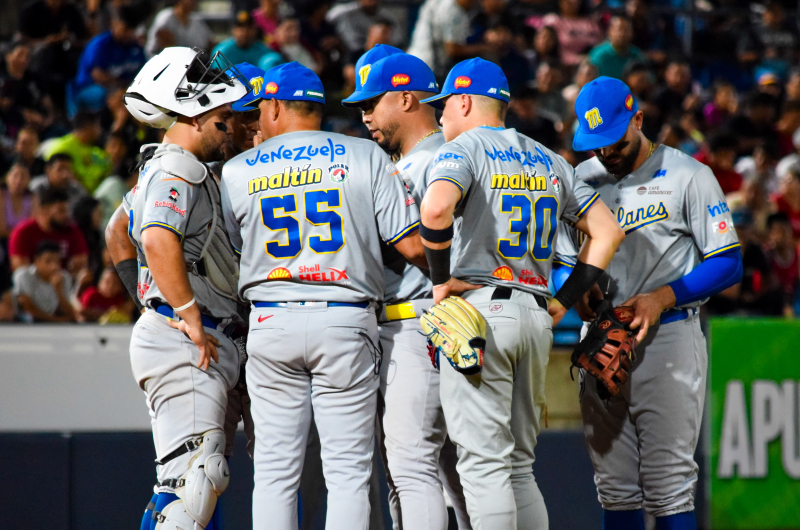 Magallanes vs Bravos Round Robin