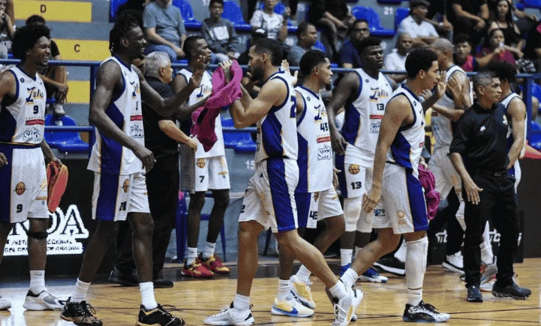 Brillantes ganó el tercero y sigue con vida en la serie ante Marinos