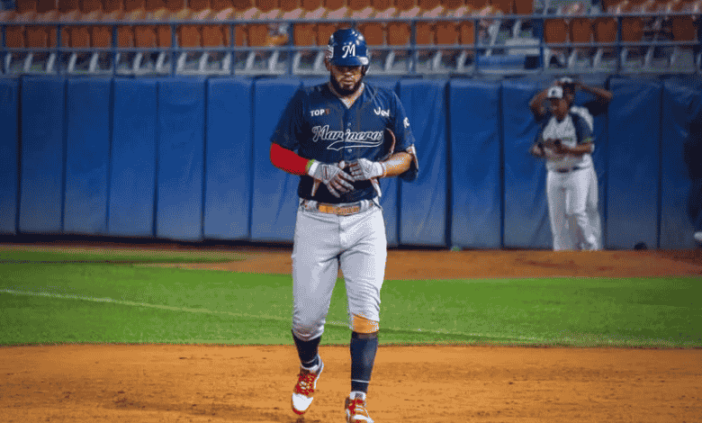 Marineros no pudo mantener la ventaja ante Samanes