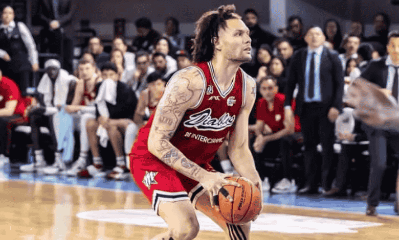 Nuevas tierras: Michael Carrera jugará en Uruguay