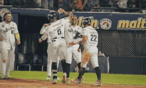 Las Águilas volaron alto al vecer a Bravos este lunes