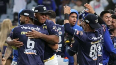 Magallanes vapuleó a Caribes y está a un paso del título