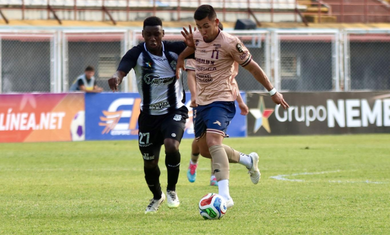 Carabobo empató ante Zamora y sumó un punto en Barinas