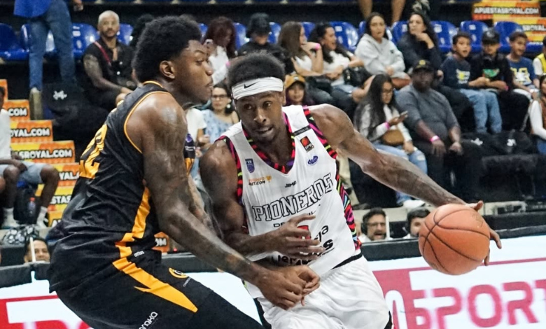 Pioneros del Ávila se reencontró con el triunfo