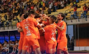 La Guaira ganó sobre la hora y Trujillanos volvió a empatar