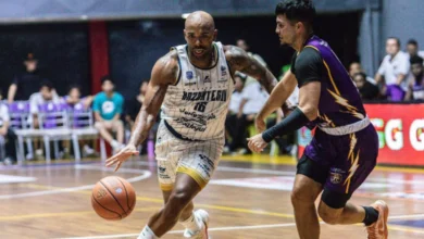 Brillantes se hizo fuerte en casa y superó a Marinos